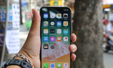 'Soi' iPhone X rơi giá 20 triệu đồng tại Việt Nam