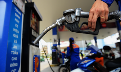VCCI: Đứt gãy chuỗi cung ứng xăng dầu chủ yếu do cách quản lý giá của nhà nước