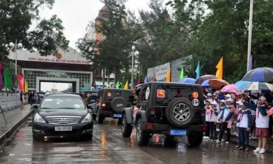 Từ 6/11: Người dân Việt có thể tự lái xe du lịch sang Trung Quốc chơi