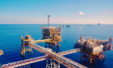 Petrovietnam: Khai thác dầu thô, sản xuất xăng dầu tăng trưởng ấn tượng