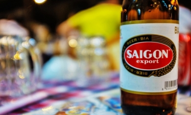 Sabeco chính thức lên sàn: Mở bia, đón Tết sớm