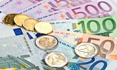 Tỷ giá Euro lên cao nhất gần 3 năm