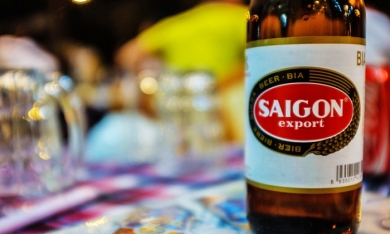 Một khách hàng kiện đòi Sabeco gần 40 triệu vì 2 chai bia chỉ có một nửa dung tích