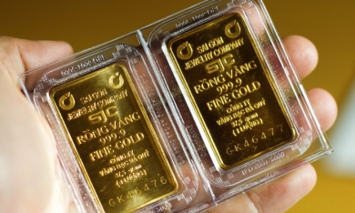 Giá vàng trong nước cao hơn vàng thế giới hơn 9 triệu đồng/lượng, xuất hiện vàng nhái SJC