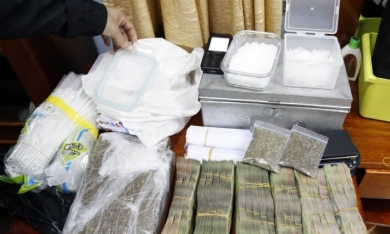 Bộ Công an triệt phá đường dây tiêu thụ 1,6 tấn ma túy do chị gái Dung 'Hà' cầm đầu