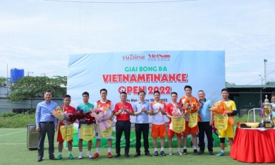 Đội tuyển VPBank giành chức vô địch giải VietnamFinance Open 2022