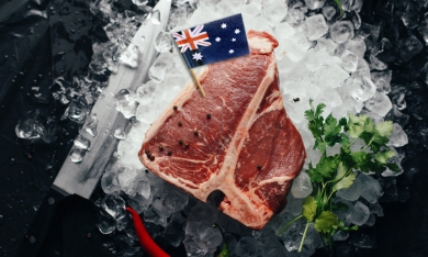 Căng thẳng leo thang, Trung Quốc cấm nhập khẩu thịt từ 3 nhà sản xuất Australia
