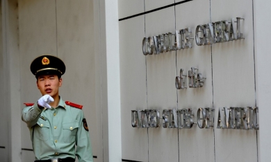 Ăn miếng trả miếng, Trung Quốc lệnh đóng cửa Tổng lãnh sự quán Mỹ ở Thành Đô