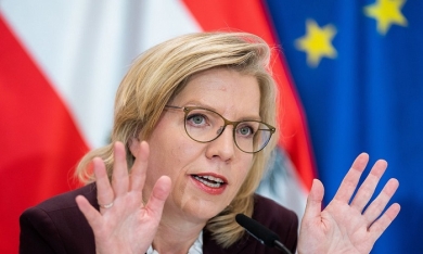 Áo tuyên bố không thể cấm vận khí đốt Nga, phản đối Ukraine gia nhập EU