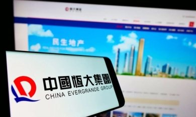 Evergrande chính thức sụp đổ, khủng hoảng BĐS Trung Quốc vẫn ‘chưa chạm đáy’