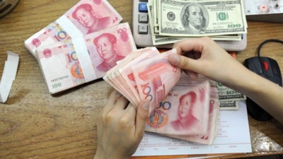 Trung Quốc tăng giá nhân dân tệ giữa kỳ họp hội nghị trung ương