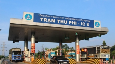 Phạt tiền nặng để giải quyết tình trạng ‘mất thẻ’ trên cao tốc Nội Bài – Lào Cai
