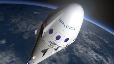 Tỷ phú Elon Musk sẽ tiếp tục phóng vệ tinh bất chấp thất bại năm ngoái