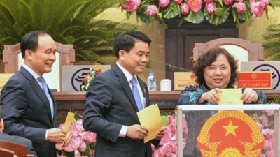 Chính thức lấy phiếu tín nhiệm 36 lãnh đạo Hà Nội