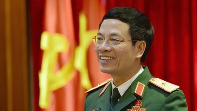 Gạch nối quá khứ và ‘mặt trận mới’ của tướng Nguyễn Mạnh Hùng
