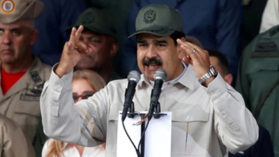 Venezuela: Thủ lĩnh đối lập kêu gọi đảo chính, tổng thống khẳng định quân đội 'trung thành tuyệt đối'
