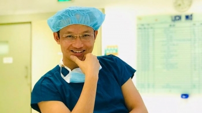 Bác sỹ 'ngàn like' Trần Quốc Khánh hướng dẫn cách phòng chống bệnh 'viêm phổi Vũ Hán'