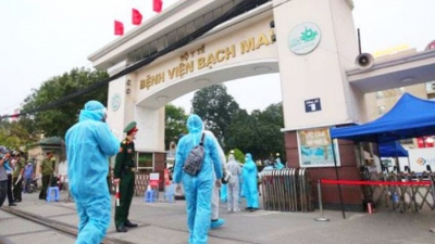 Chính thức gỡ cách ly Bệnh viện Bạch Mai, ổ dịch nguy hiểm nhất của Việt Nam