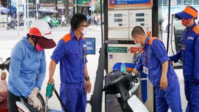 TP. HCM: Chỉ số giá nhóm giao thông tăng cao nhất do xăng dầu tăng giá
