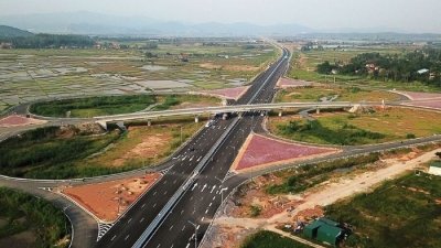 Dự kiến đầu tư 84.463 tỷ đồng cho 3 dự án đường bộ cao tốc phía Nam