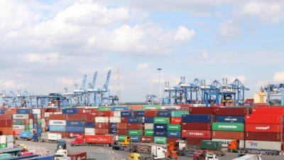 TP. HCM điều chỉnh mức thu phí hạ tầng cảng biển từ 1/8/2022