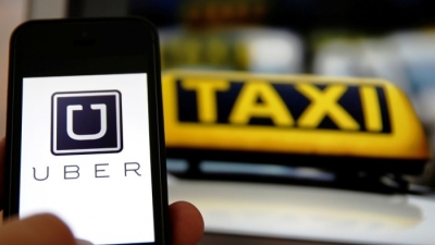 TS Lương Hoài Nam: ‘Grab, Uber không phải là công ty vận tải’