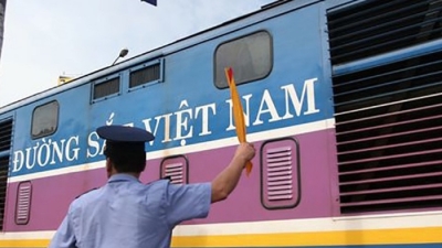 'Giải cứu' đường sắt Việt Nam: Khi vốn đi... 'đường vòng'