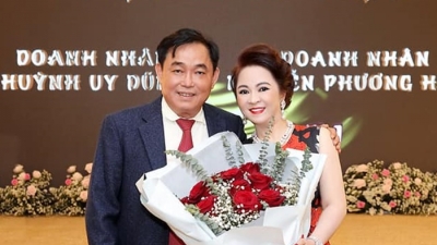 Đại gia Huỳnh Uy Dũng: 'Không ai có thể chia rẽ gia đình tôi!'