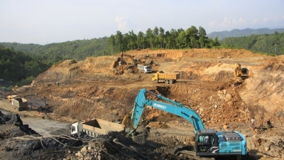 Chiêu 'rửa tiền' trong vụ khai thác trái phép quặng apatit ở Lào Cai