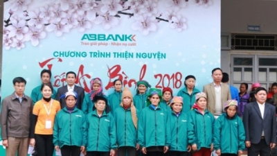 ABBANK tổ chức chương trình Tết An Bình lần thứ 9 tại Yên Bái