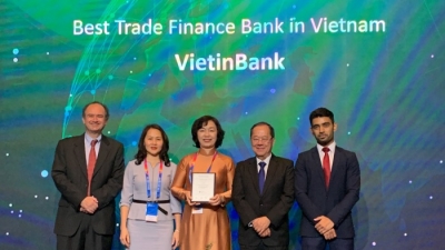 VietinBank liên tiếp đạt giải ‘Ngân hàng tài trợ thương mại tốt nhất Việt Nam’