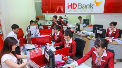 Hỗ trợ khách hàng vượt Covid-19, HDBank giảm sâu lãi suất cho vay