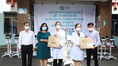 Van Phuc Group tặng 26 máy thở cho các bệnh viện tại TP. Thủ Đức