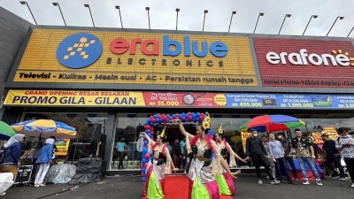 Thế giới Di động 'xuất ngoại' Điện máy Xanh sang Indonesia với tên Era Blue