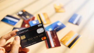 'Nhiều người Việt đang sử dụng thẻ quốc tế để tiêu dùng trong nước'