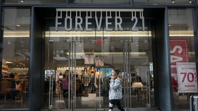 Forever 21 phá sản: Điềm xấu của xu hướng fast fashion?