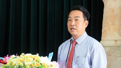 Thủ tướng phê chuẩn ông Lữ Quang Ngời làm Chủ tịch UBND tỉnh Vĩnh Long