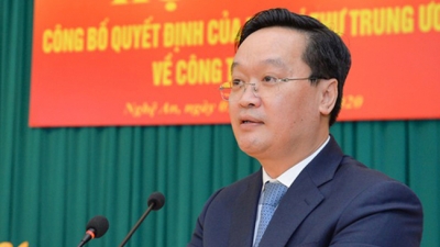 Nguyên Thứ trưởng Bộ Kế hoạch và Đầu tư Nguyễn Đức Trung làm Chủ tịch UBND tỉnh Nghệ An