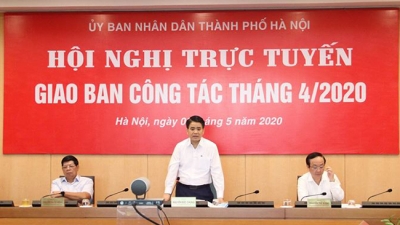 Chủ tịch Hà Nội: 'Có phó phòng om hồ sơ doanh nghiệp đến 8 tháng, phải chấn chỉnh ngay'