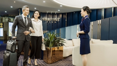 Ngân hàng SHB ra mắt phòng chờ sân bay mạ vàng 24k đầu tiên tại Nội Bài