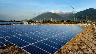 Soi tiềm lực ACIT, cổ đông mới tại nhà máy điện mặt trời 5.000 tỷ của Trung Nam Group