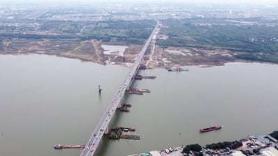 Chủ tịch Hà Nội: 'Phấn đấu thông xe cầu Vĩnh Tuy 2 vào ngày 2/9/2023'