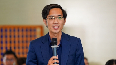 TS Nguyễn Hữu Huân: 'Có thể hy sinh tăng trưởng để bình ổn giá'