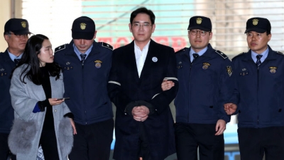 'Thái tử' bị truy tố tham nhũng, Samsung ngừng nhiều quyết định, thương vụ lớn