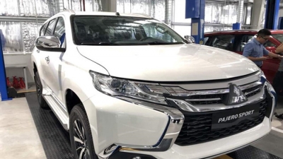 'Soi' Mitsubishi Pajero Sport máy dầu giá hơn 1 tỷ đồng
