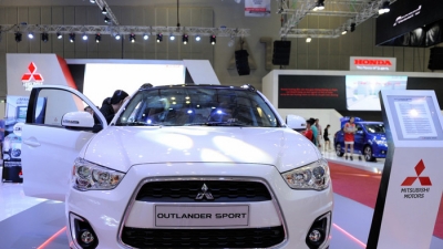 Mitsubishi Việt Nam triệu hồi Outlander Sport do lỗi khoá cửa