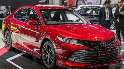 Chưa ra mắt Việt Nam, Toyota Camry 2019 có thêm bản độ TRD Sportivo