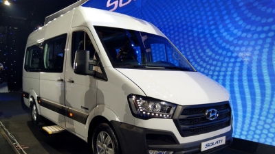 Bảng giá xe Hyundai tháng 3/2019: Minibus Solati giảm 30 triệu đồng