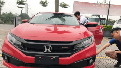 'Cận cảnh' lô hàng Honda Civic 2019 đầu tiên về Việt Nam