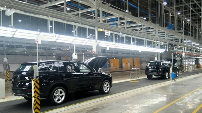 Cận cảnh nhà máy sản xuất ô tô hoành tráng của VinFast